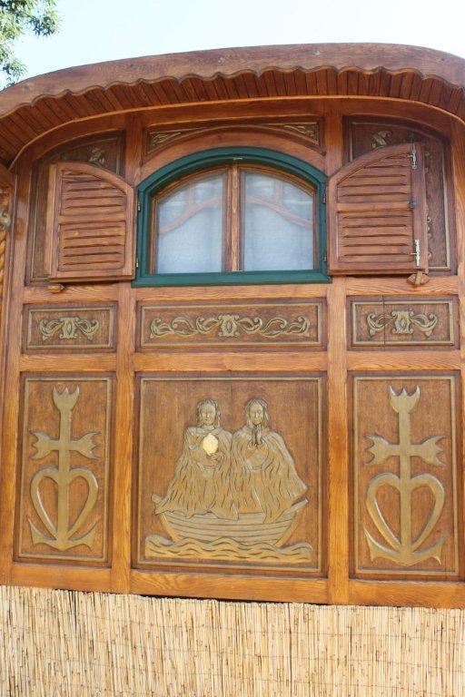Bed and Breakfast La Roulotte "Les Saintes" Екстер'єр фото