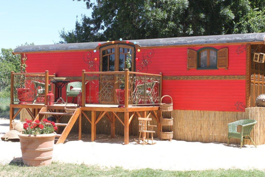 Bed and Breakfast La Roulotte "Les Saintes" Екстер'єр фото